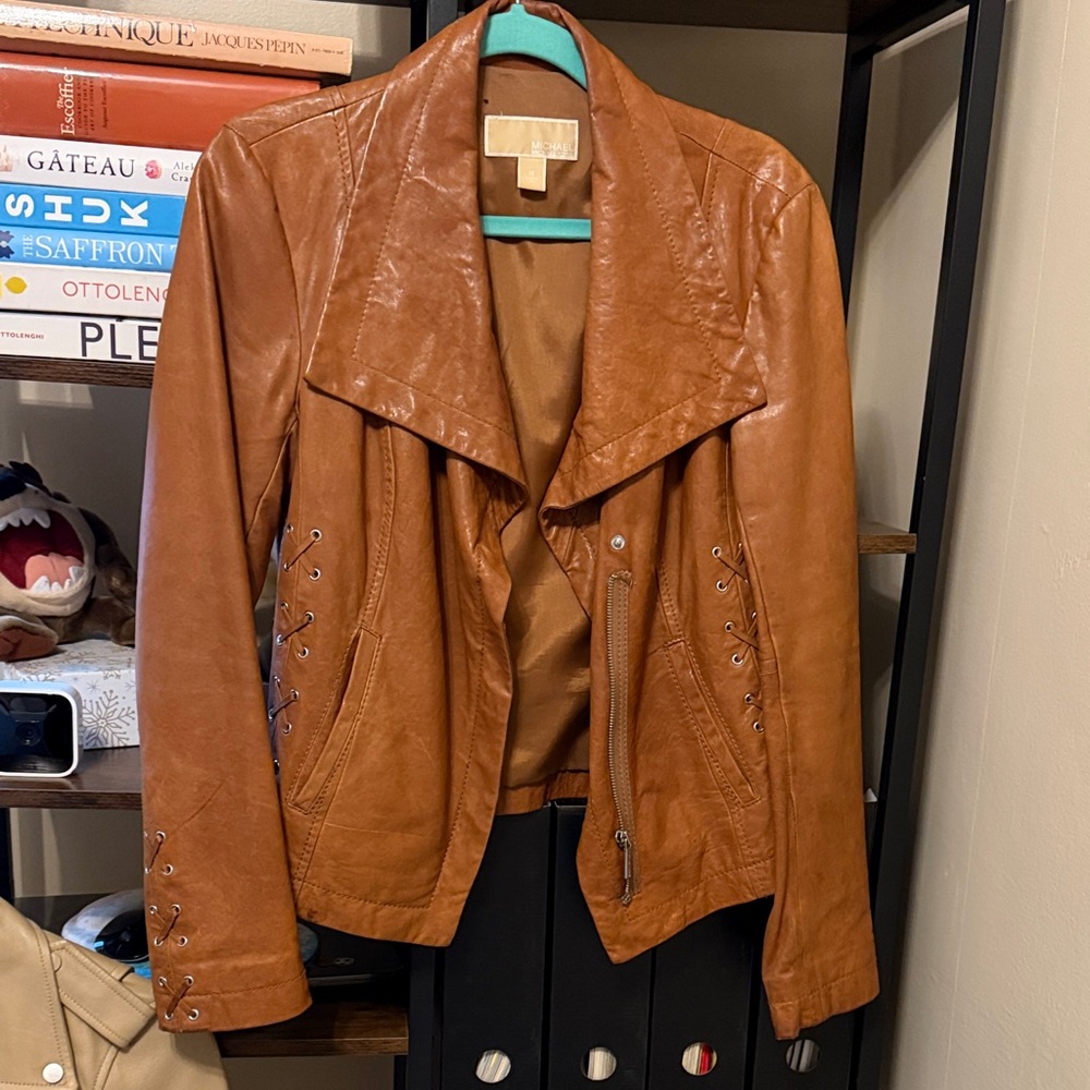 Michael Kors Brown Leather Jacket in cognac color